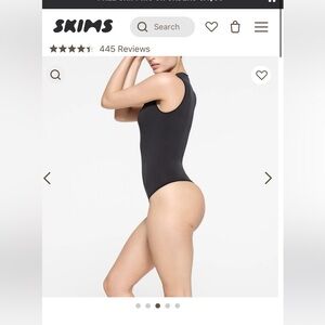 Set of two Skims Essential crew neck sleeveless bodysuits